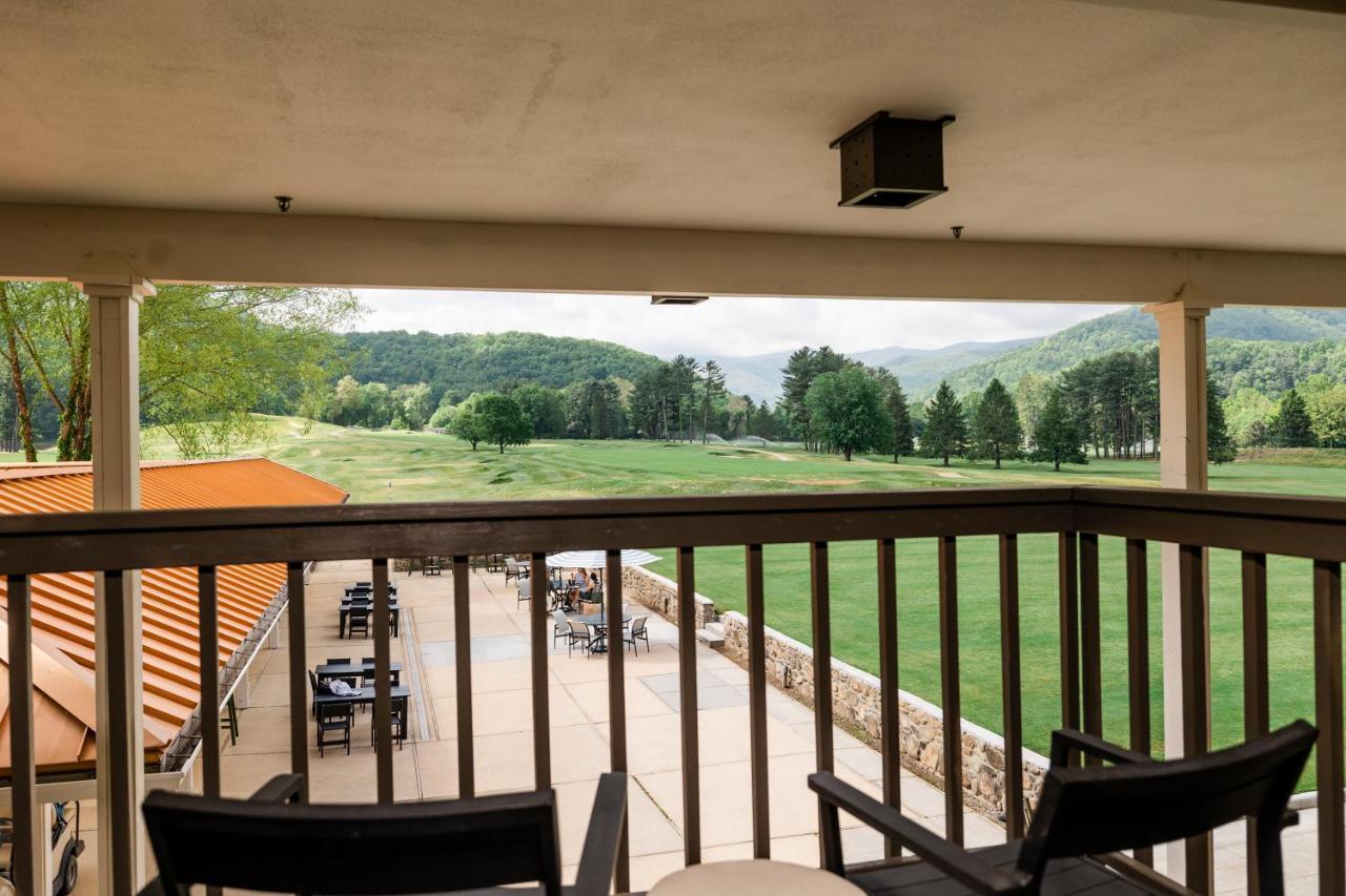 Waynesville Inn And Golf Club, Tapestry Collection By Hilton Exterior photo