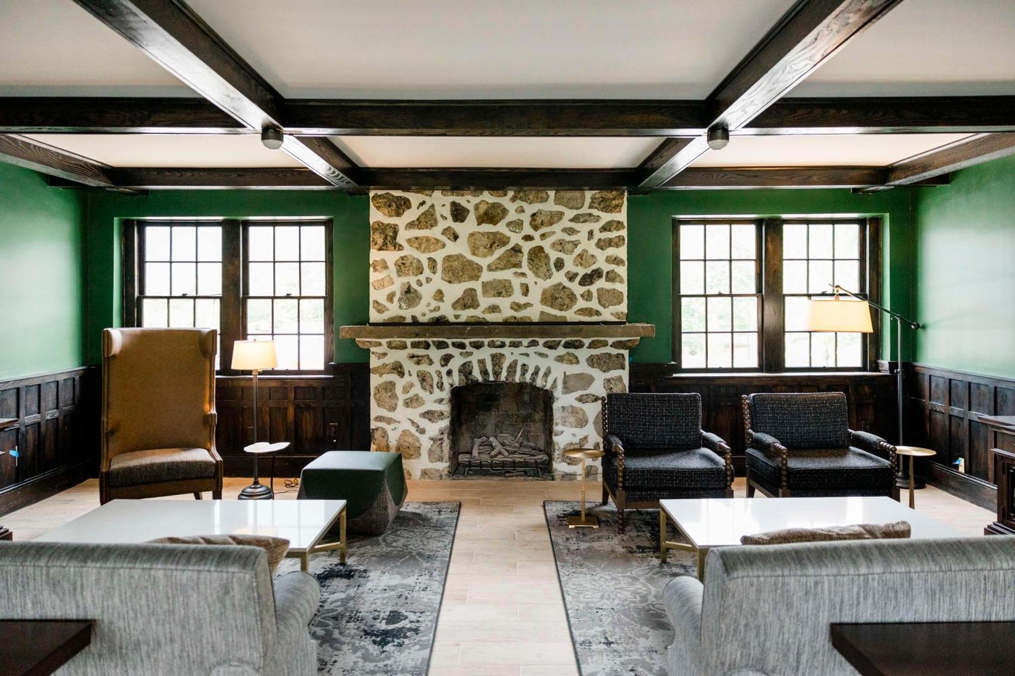 Waynesville Inn And Golf Club, Tapestry Collection By Hilton Exterior photo
