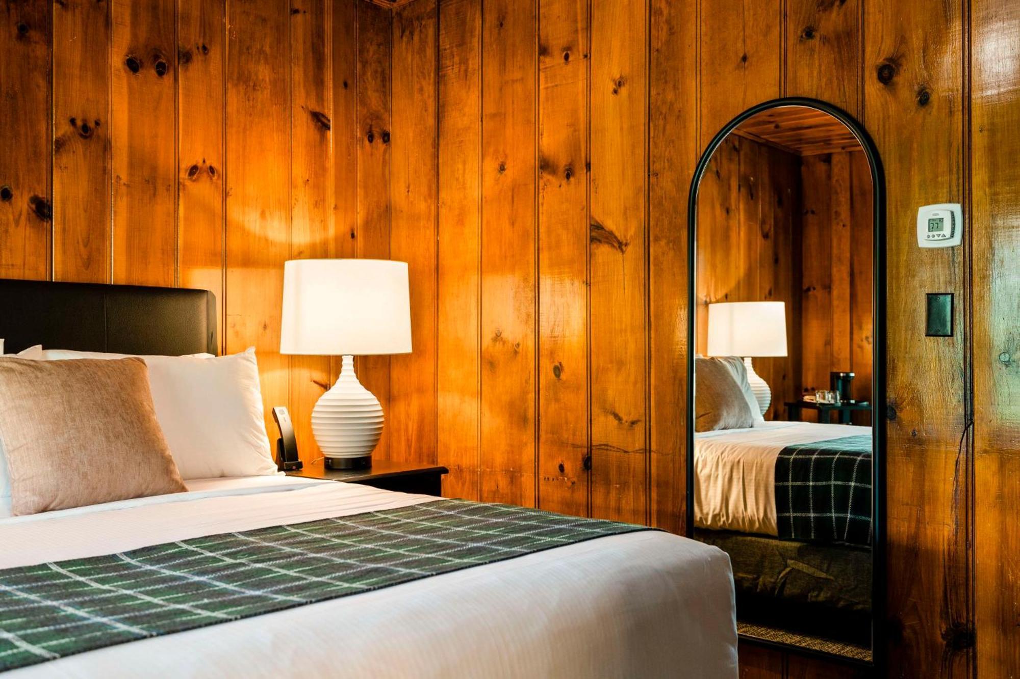 Waynesville Inn And Golf Club, Tapestry Collection By Hilton Exterior photo