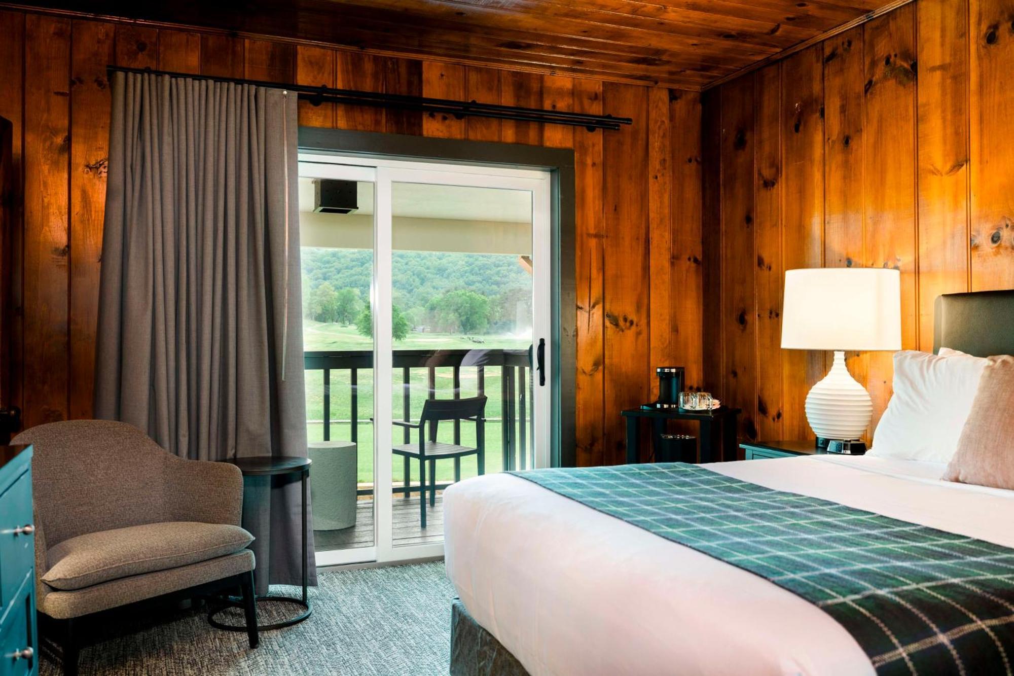 Waynesville Inn And Golf Club, Tapestry Collection By Hilton Exterior photo