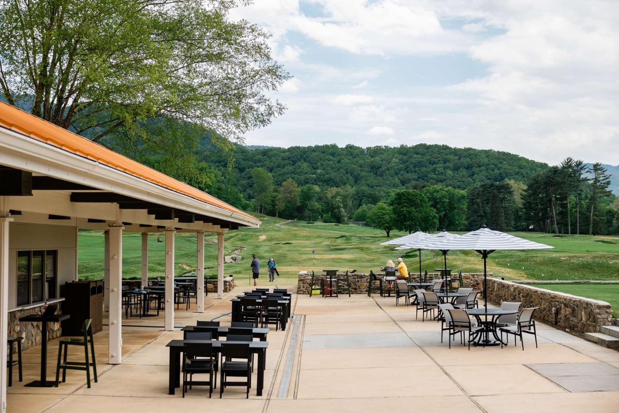Waynesville Inn And Golf Club, Tapestry Collection By Hilton Exterior photo